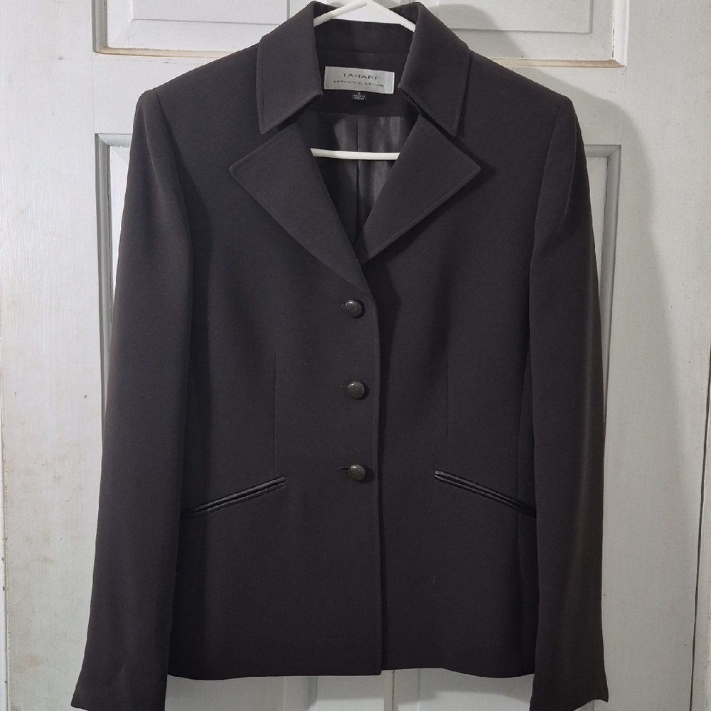 Tahari Women's Black Blazer